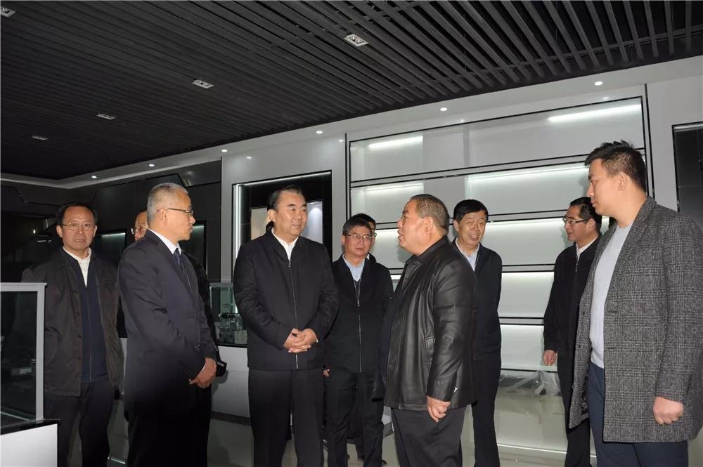 甘肃省委统战部部长马廷礼一行莅临兰州新区“拉斯维加斯游戏3499三厂项目”旅行考察